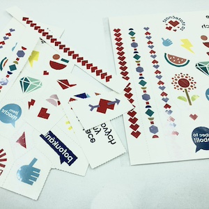 zakázková výroba tetovaček s perforací zakázková výroba tetovaček s perforací